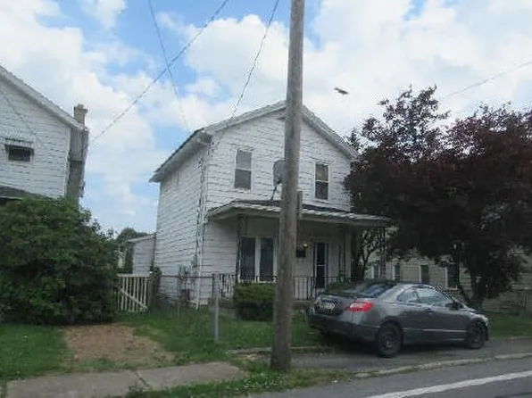 497 E State St, Larksville, PA 18651
