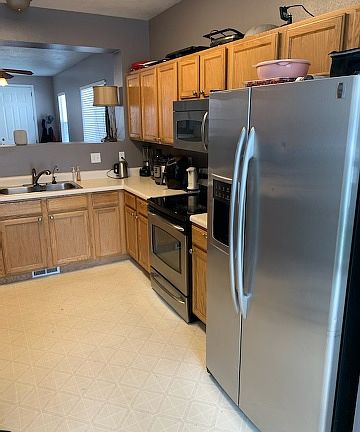 2nd image of 3577 S Chandlery Pl