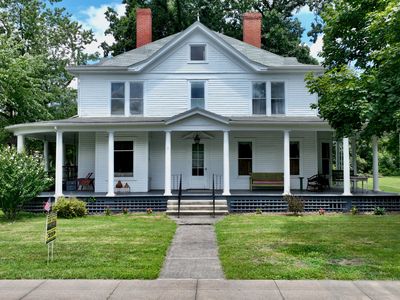 192 Clay St, Alderson, WV, 24910