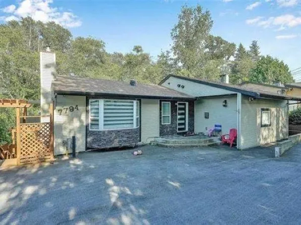 7794 141b St, Surrey, BC V3W 6J7