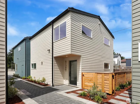 8738 B 13th Avenue NW, Seattle, WA 98117