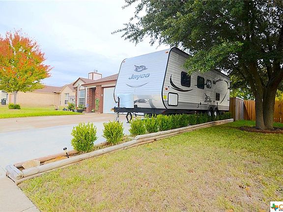 5th image of 3509 Coral Bay Ln