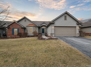 6062 Green Ash Dr #36, Brighton, MI