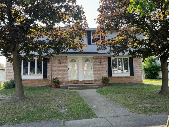 19 Broezel Ave, Lancaster, NY 14086