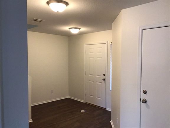 2nd image of 3062 W Carlos Ln