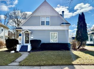 207 W End St, Alma, MI 48801