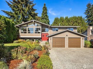 3008 NE 201st Place, Lake Forest Park, WA 98155