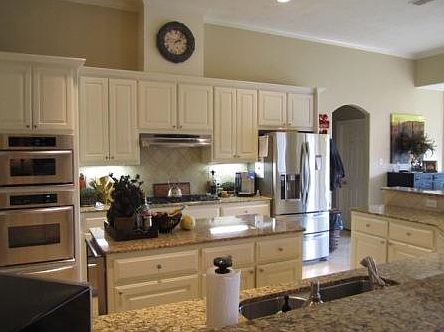 3rd image of 904 Royal Adelade Dr