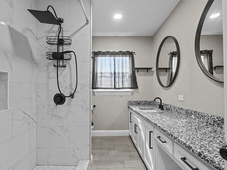 1308 Laurel Ave — Photo 16