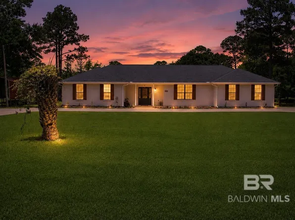 9825 Wolf Creek Rdg, Elberta, AL 36530