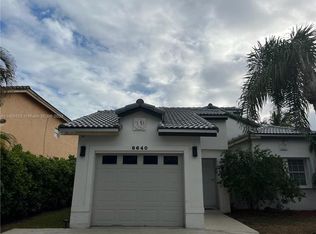 8640 SW 208th Ter #8640, Miami, FL 33189