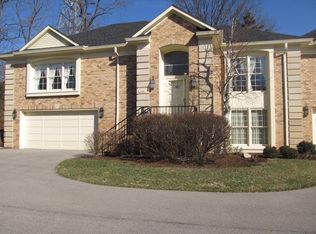 1208 Creighton Hill Rd, Windy Hills, KY 40207