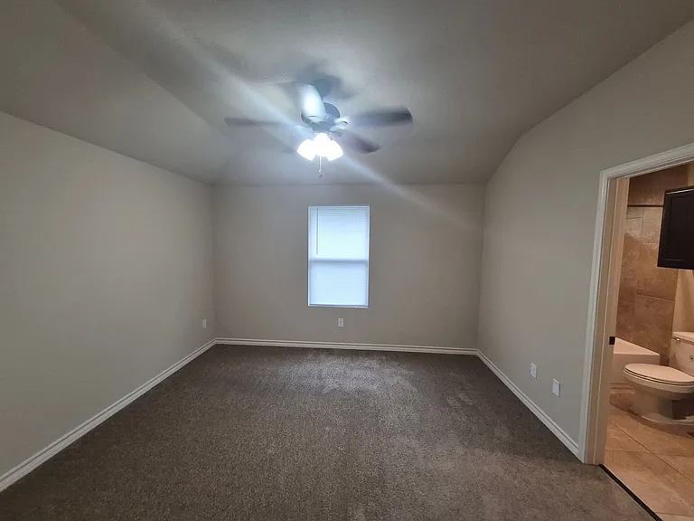 6842 Lakeview Dr #101 — Photo 11