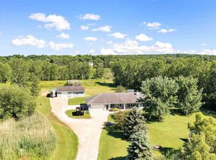 3545 Bower Creek Rd, De Pere, WI 54115