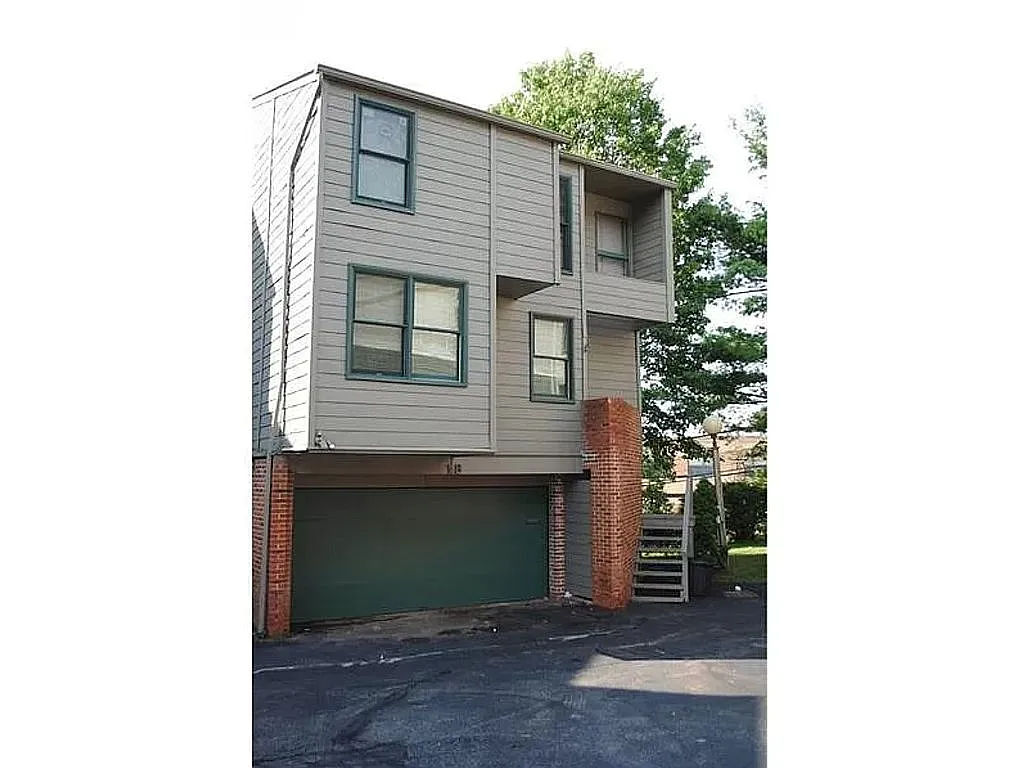 18 Timberline Ct photo 1