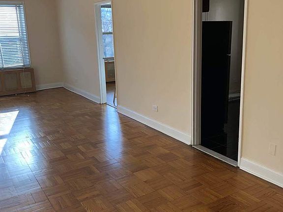 5th image of 14210 Roosevelt Ave APT 107