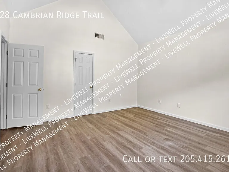 428 Cambrian Ridge Trl — Photo 13