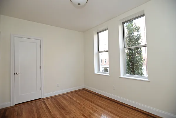 Rented by Space Real Estate | media 26