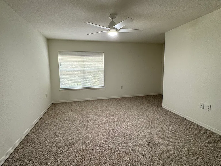 1521 Legacy Club Dr #1521 — Photo 9