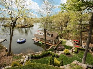 504 Lakeside Ave, Hopatcong Boro, NJ 07821