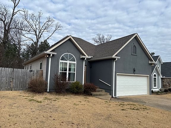 3rd image of 7901 Hamilton Mill Dr