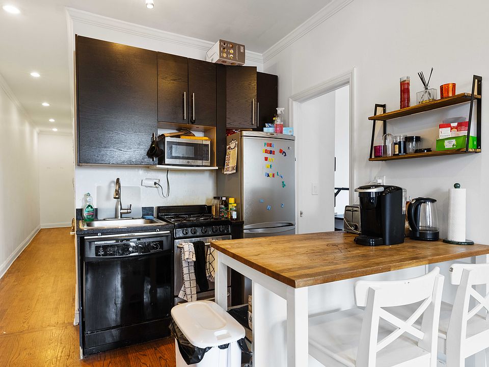 1st image of 61 Delancey St APT 8