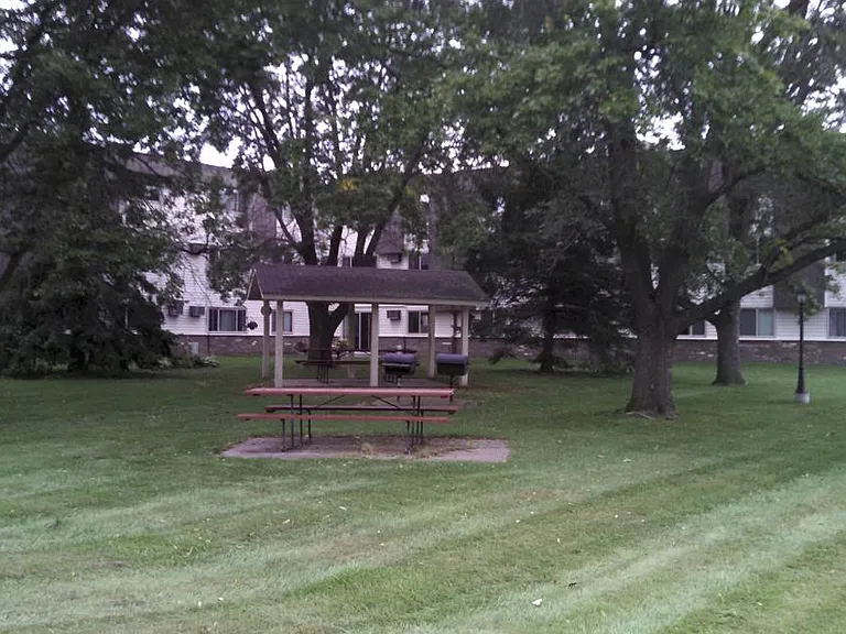 Westchester Village Apartments — Photo 4