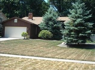 35765 Timber Ridge Ln #L, Willoughby, OH 44094