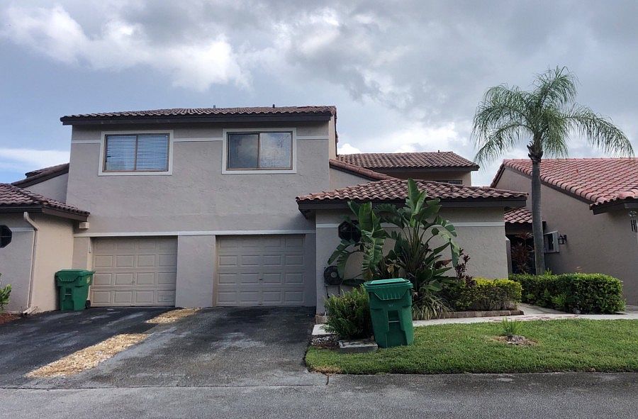 1st image of 3164 La Mirage Dr