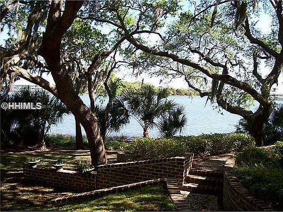 4th image of 40 Spanish Pointe Dr