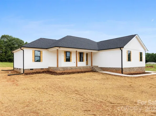 6788 Clyde Wehunt Rd, Cherryville, NC 28021