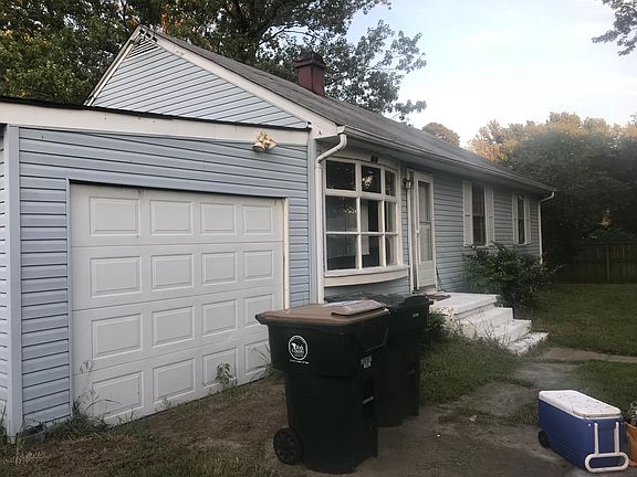2nd image of 525 Maynor Dr