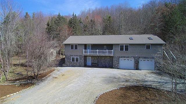 1st image of 75 Evergreen Farm Cir