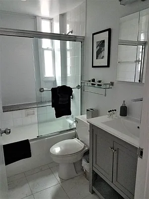 Rented by Global Realty Opportunities | media 6