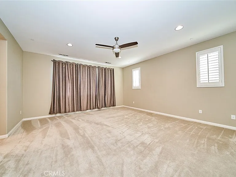 1324 N Macneil Dr — Photo 16