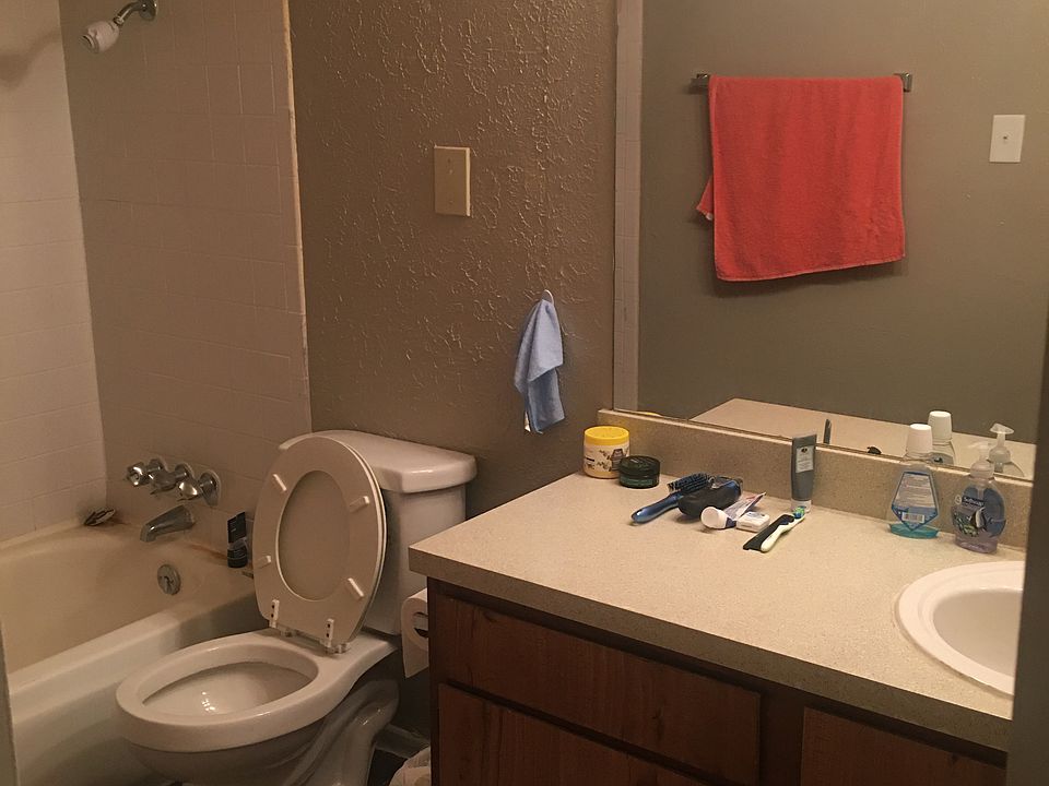 1st image of 7117 Wood Hollow Dr APT 1611