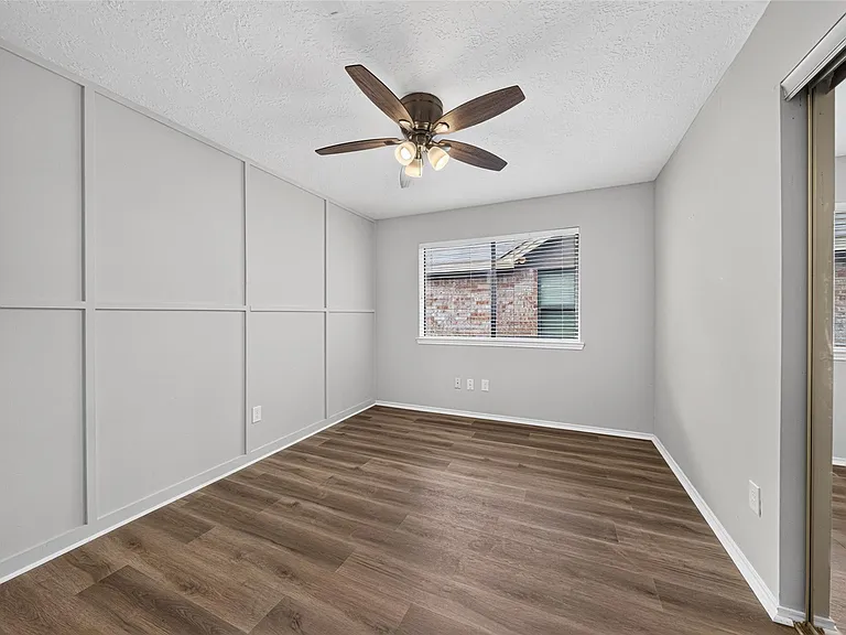 758 Rolling Mill Dr — Photo 29
