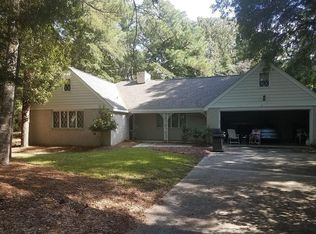 106 Spruce Ct, Pine Knoll Shores, NC 28512