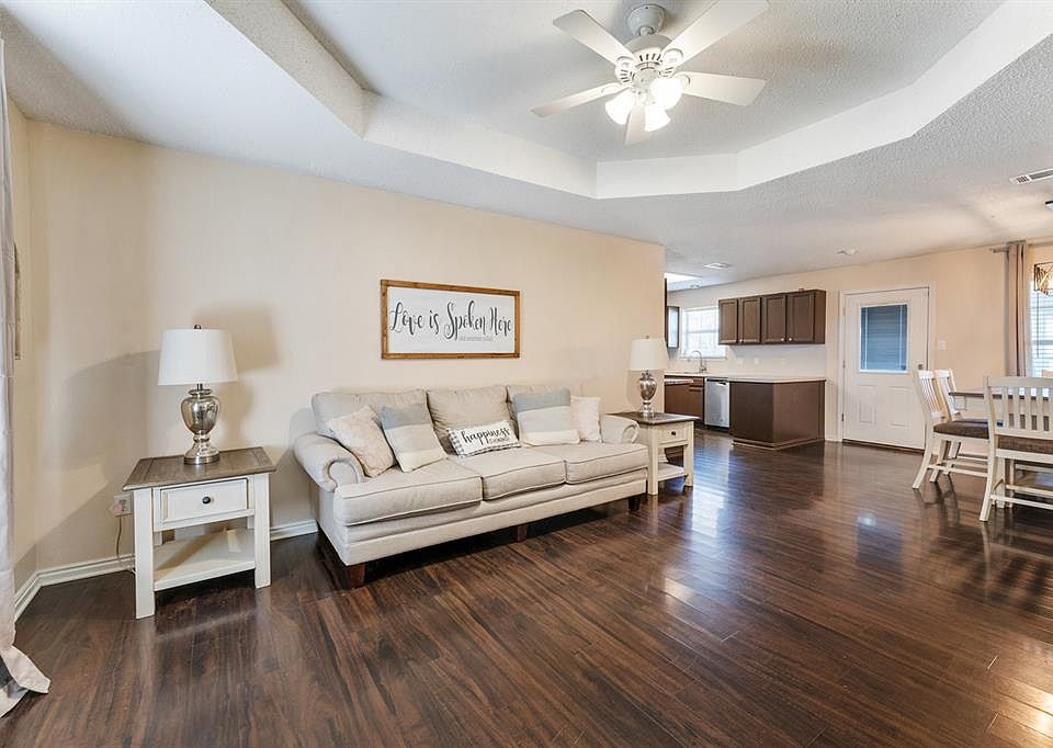 1st image of 237 Seacraft Dr
