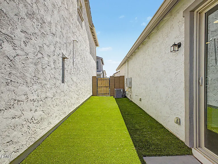 14690 W Sand Hills Rd — Photo 26