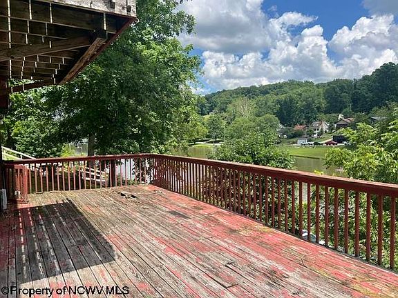 21st image of 564 Maple Lake Rd