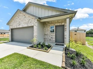 1984 Brookpointe Ln, Dayton, TX 77535