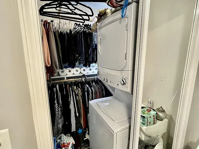 62 Madison Ct #1 — Photo 3