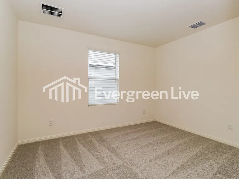 16024 Viburnum Dr — Photo 9