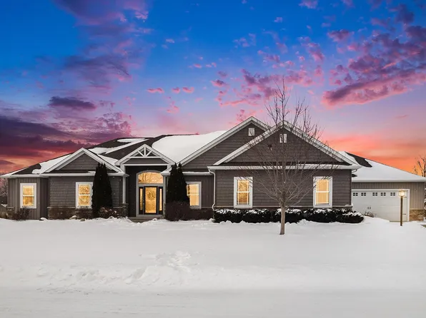 57695 Hillside Dr, Goshen, IN 46528