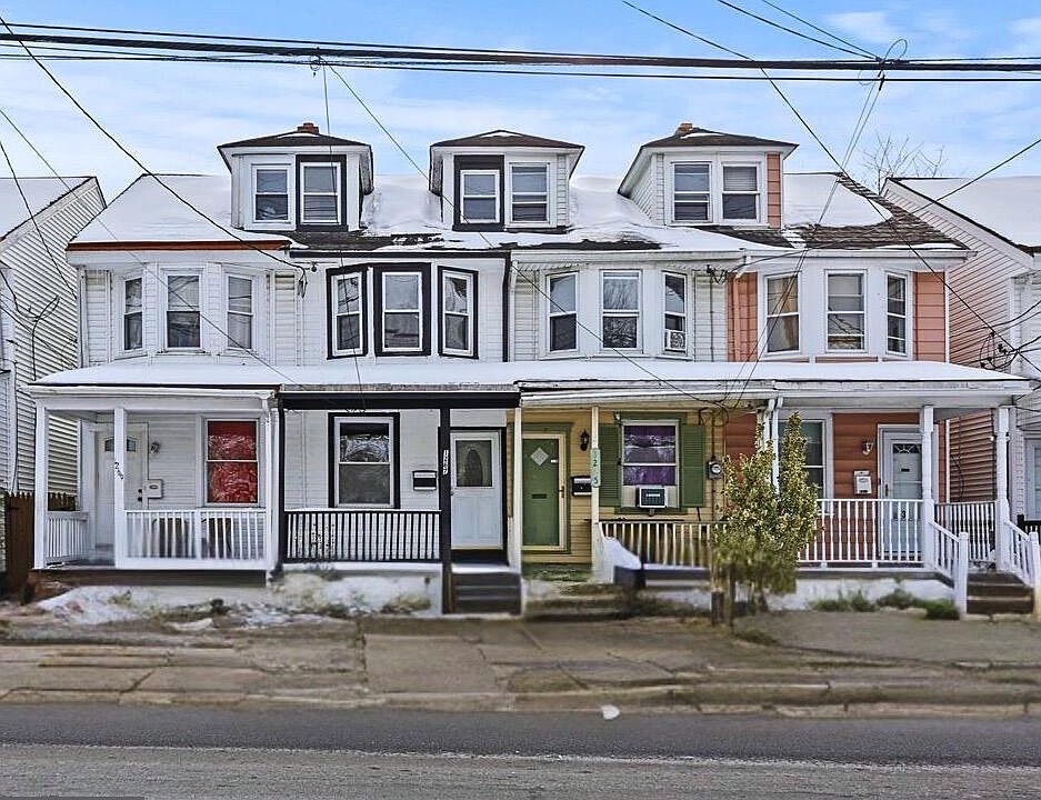 1st image of 1267 Nottingham Way