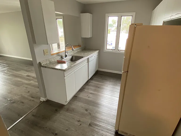 1535 Dixwell Ave #6 — Photo 2