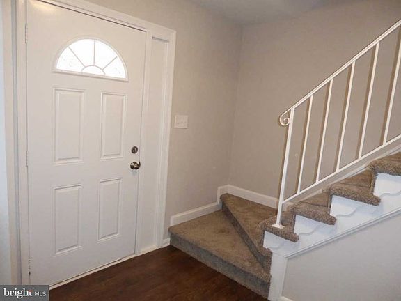 2nd image of 28 Maple Dr
