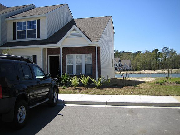 Front/Parking