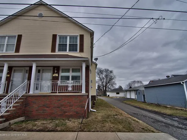 416-418 W Atherton St, Taylor, PA 18517